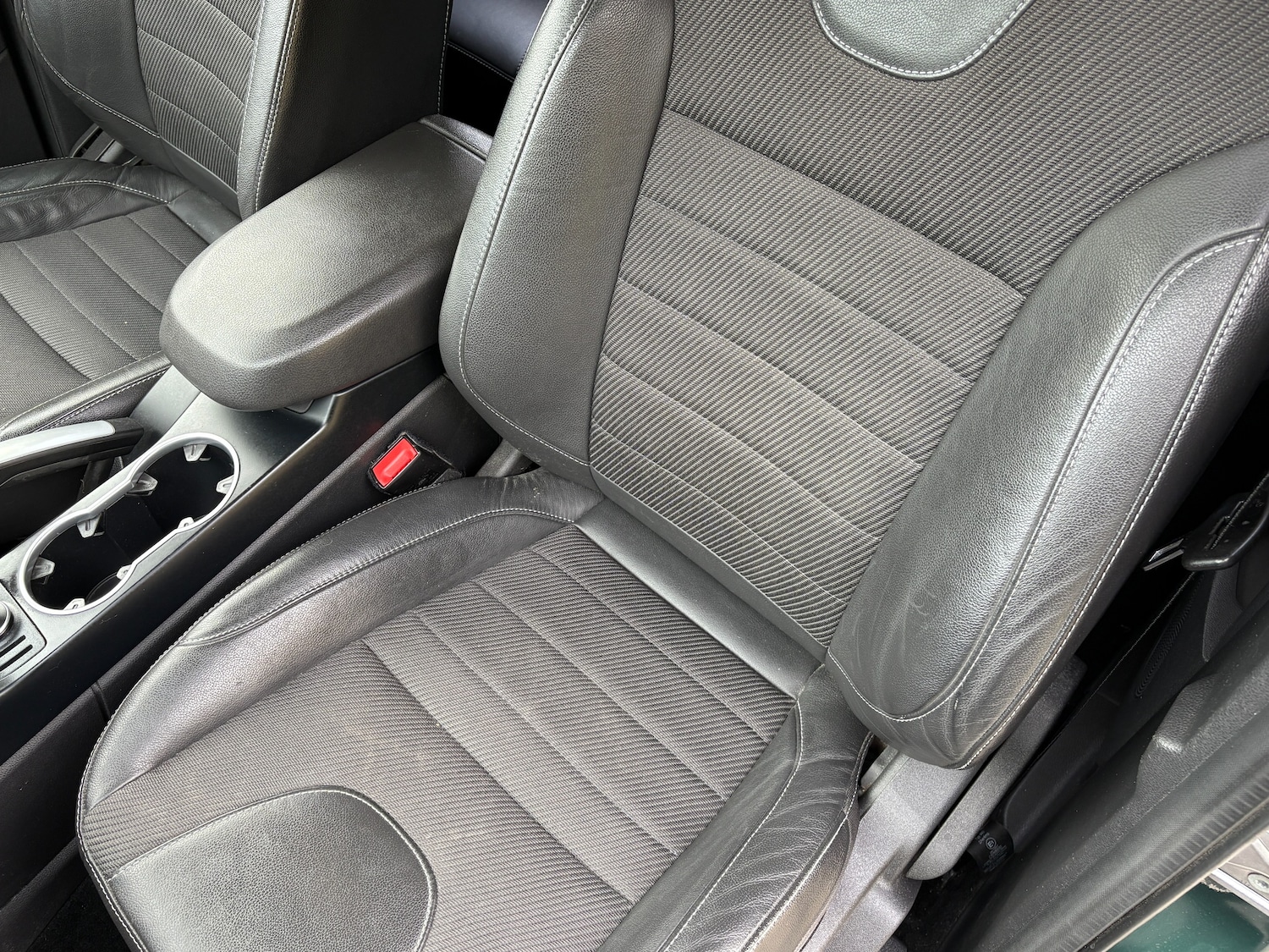 Used Ford Kuga 2015 for sale - 76149185: Photo 26
