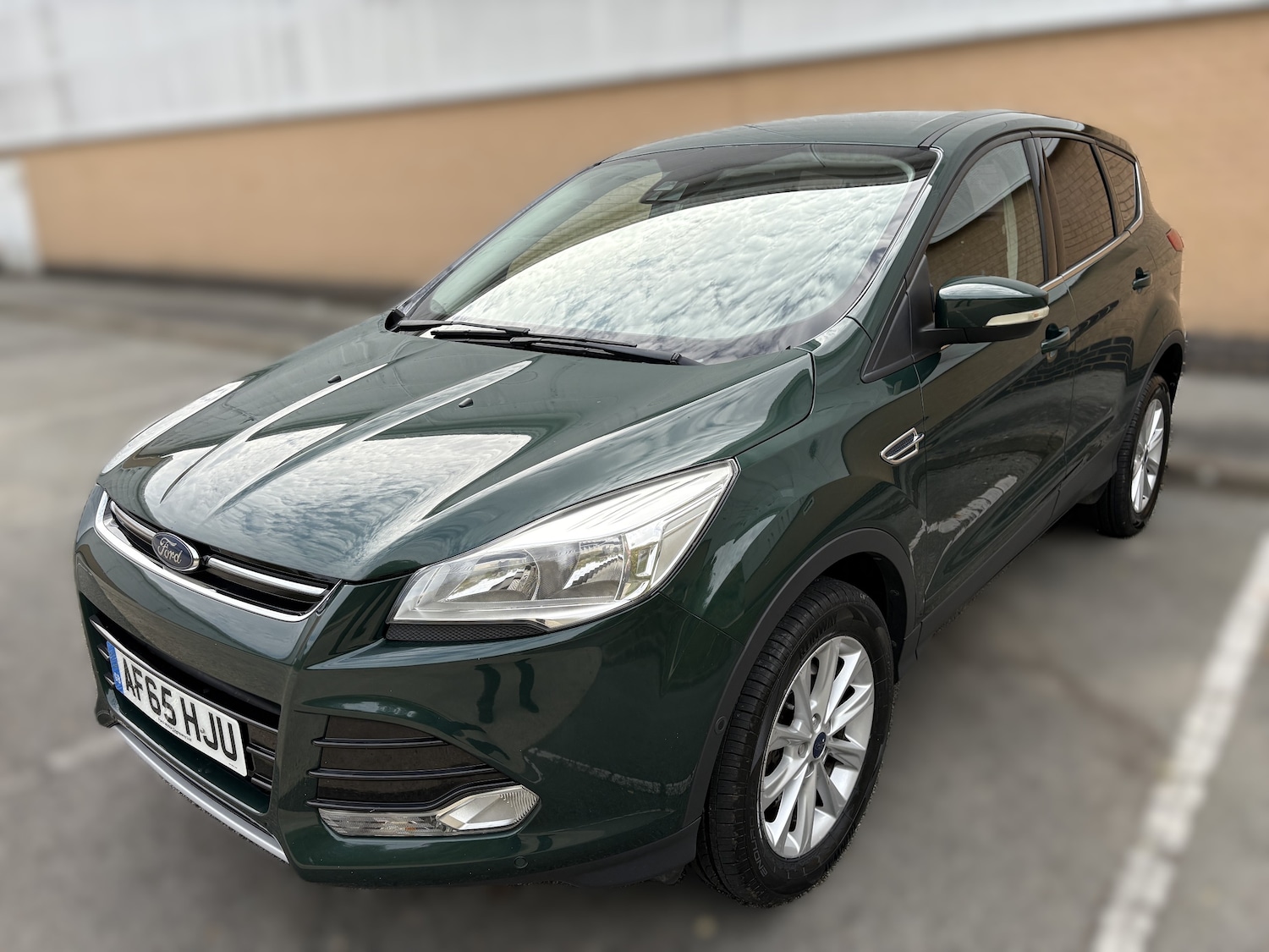 Used Ford Kuga 2015 for sale - 76149185: Photo 3