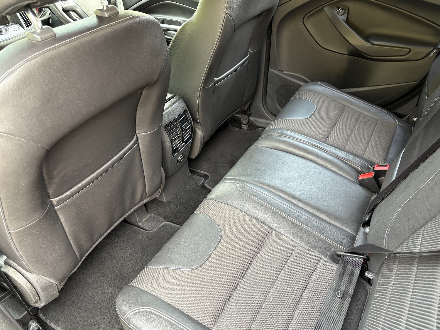 Used Ford Kuga 2015 for sale - 76149185: Photo 33