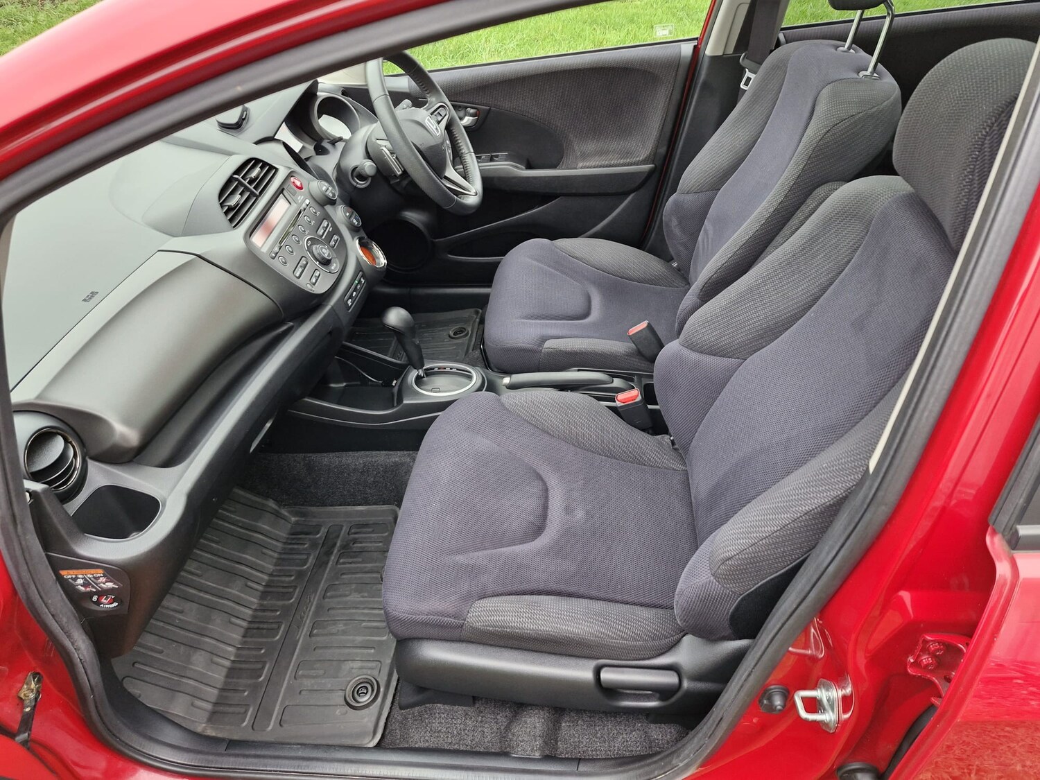 Used Honda Jazz 2012 for sale - 77341099: Photo 12