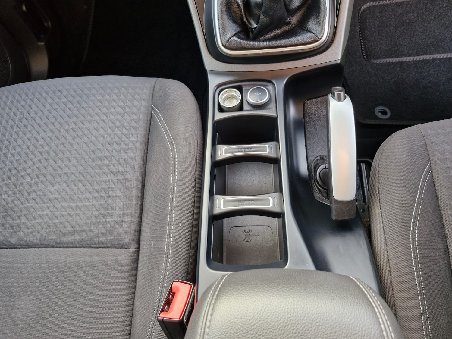 Used Ford Grand C-Max 2016 for sale - 76545937: Photo 18