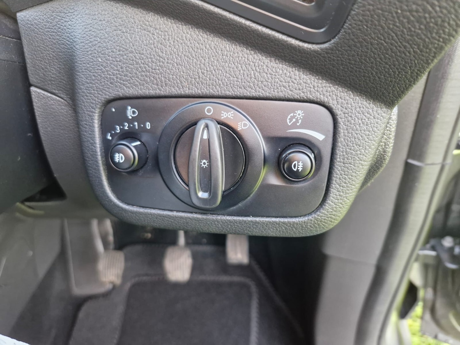 Used Ford Grand C-Max 2016 for sale - 76545937: Photo 26