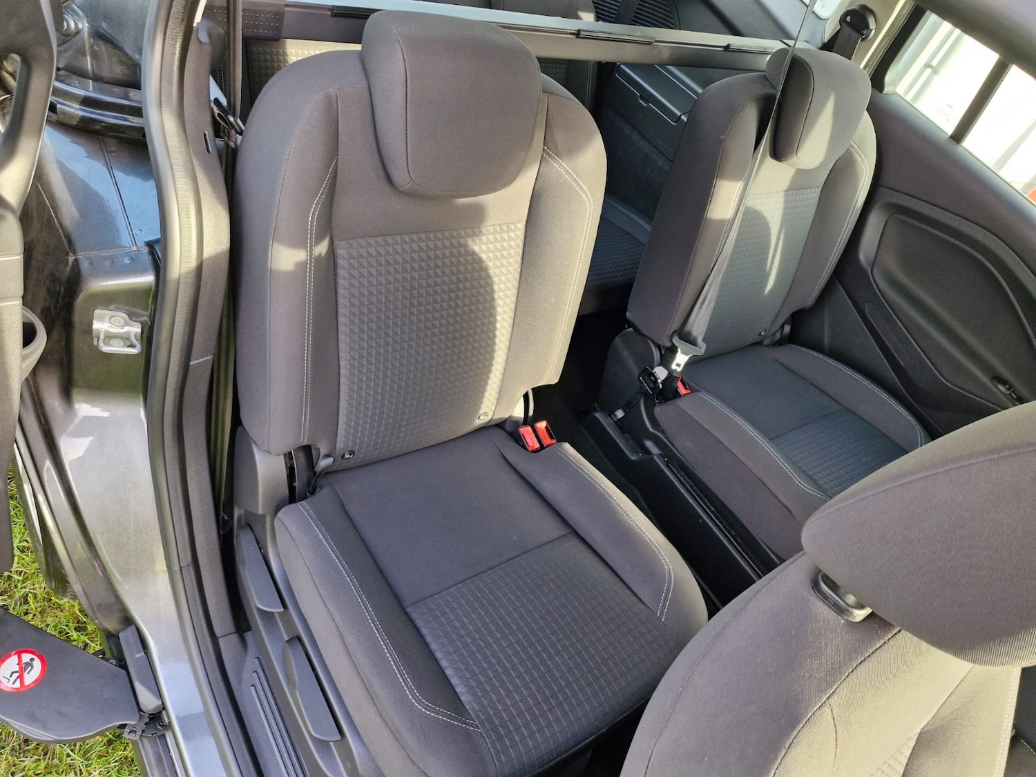 Used Ford Grand C-Max 2016 for sale - 76545937: Photo 30