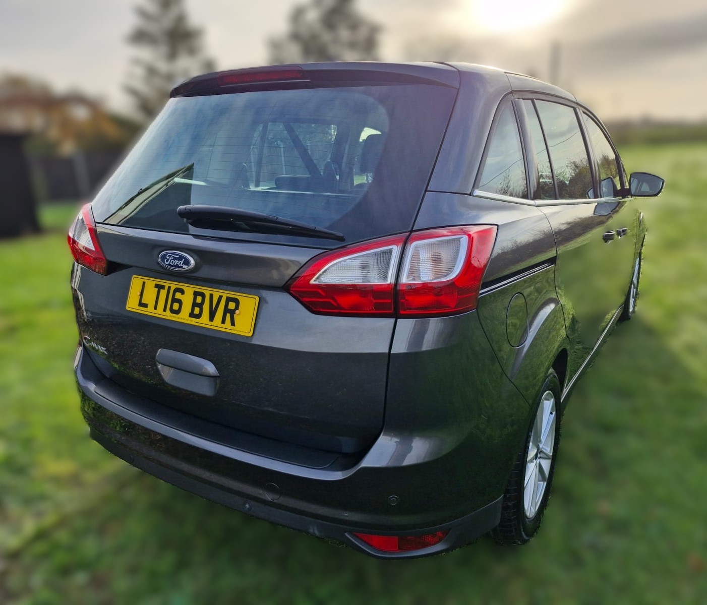 Used Ford Grand C-Max 2016 for sale - 76545937: Photo 4