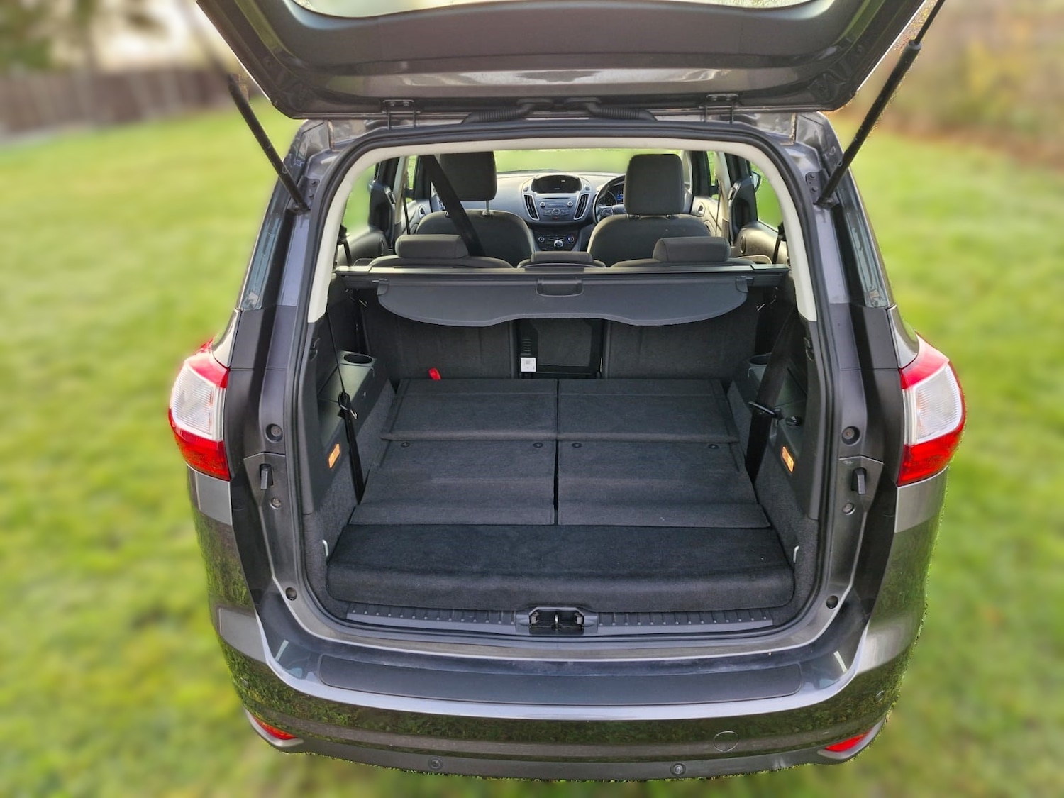 Used Ford Grand C-Max 2016 for sale - 76545937: Photo 8