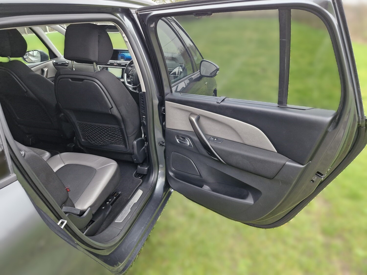 Used Citroen C4 Grand Picasso 2014 for sale - 77336916: Photo 15