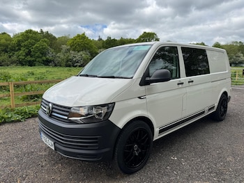 Used Volkswagen Campervan 2016 for sale - 79026866: Photo
