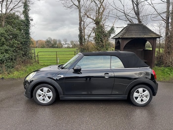 Used MINI Convertible 2018 for sale - 79026859: Photo