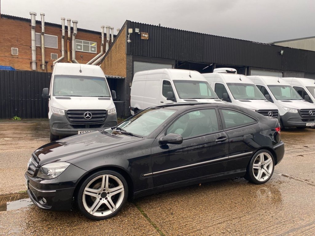 Used Mercedes-Benz CLC Class 2010 for sale - 76923303: Photo 7