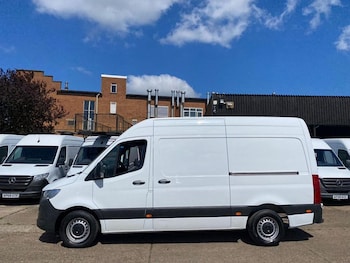 Used Mercedes-Benz Sprinter 2019 for sale - 77806514: Photo