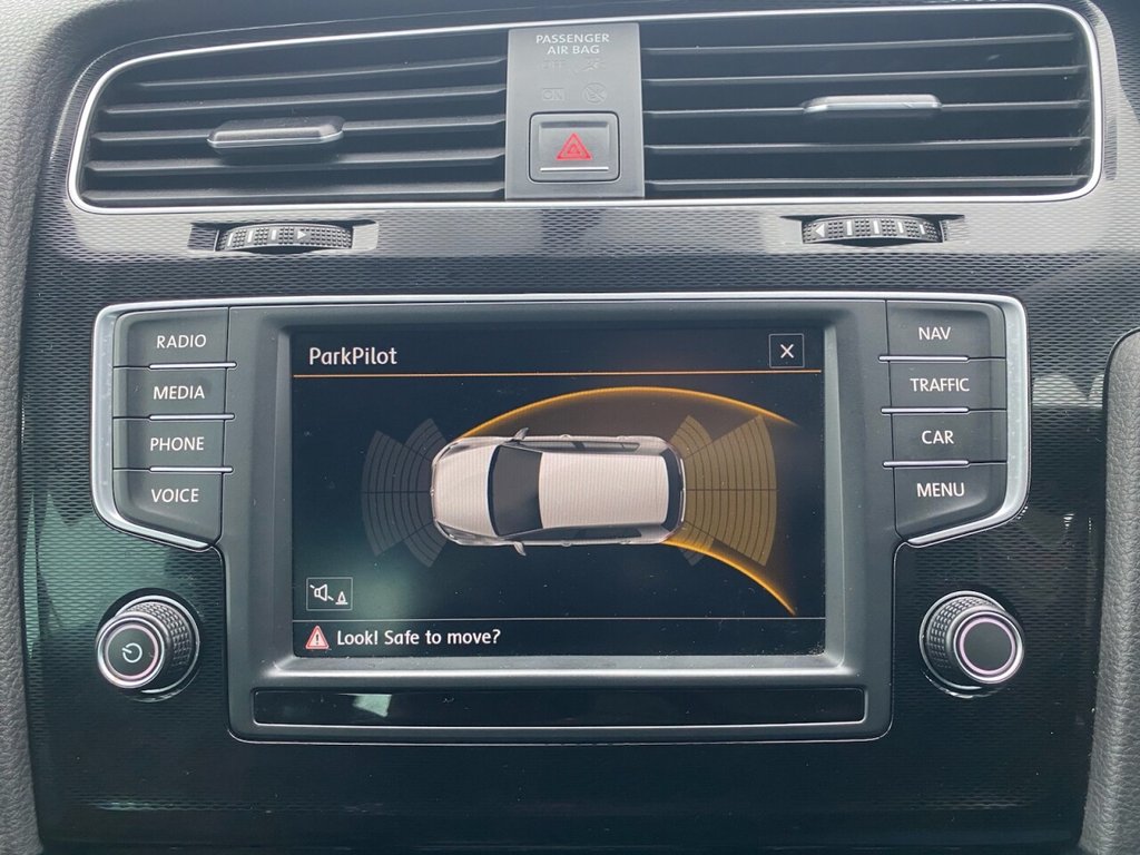 Used Volkswagen Golf 2015 for sale - 77200239: Photo 22