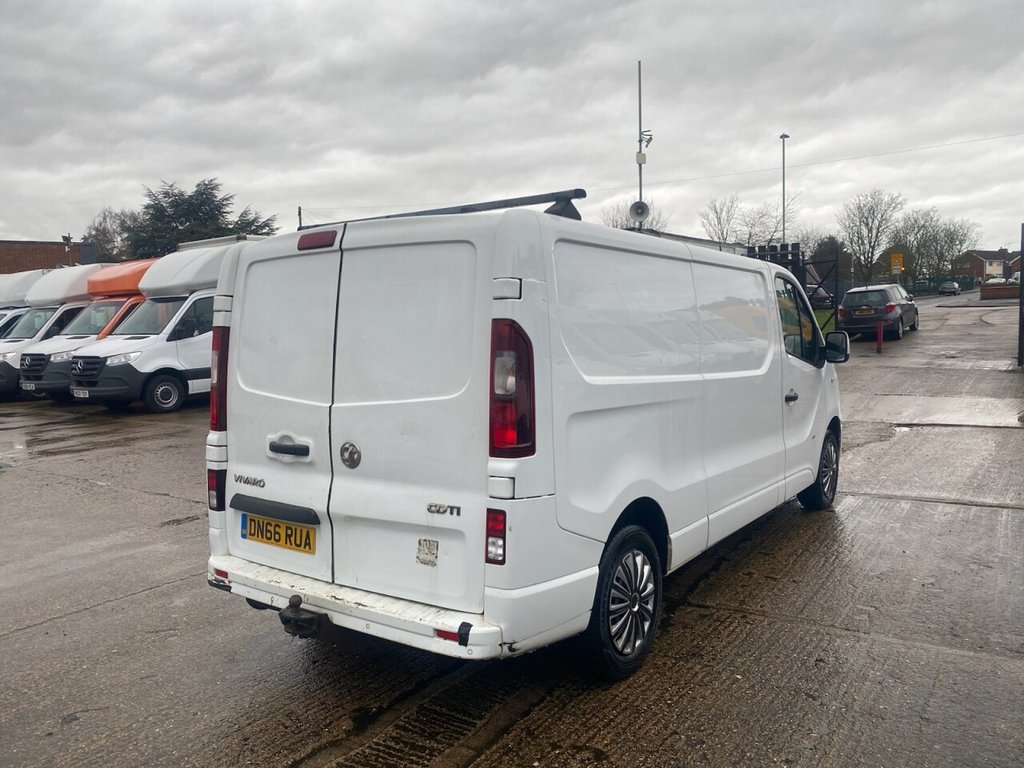 Used Vauxhall Vivaro 2016 for sale - 77188453: Photo 10