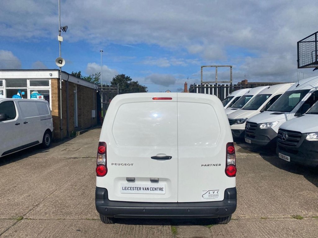 Used Peugeot Partner 2018 for sale - 76345767: Photo 11