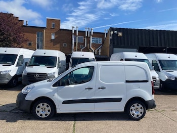 Used Peugeot Partner 2015 for sale - 75286537: Photo