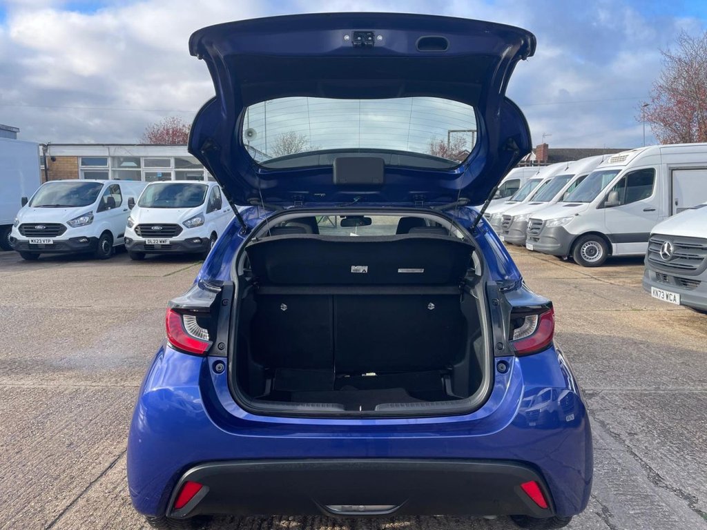 Used Toyota Yaris 2021 for sale - 76406506: Photo 26