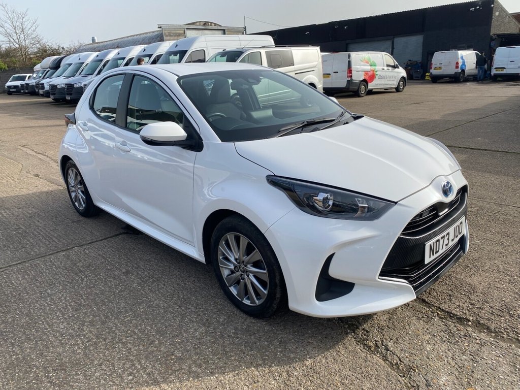 Used Toyota Yaris 2023 for sale - 77765678: Photo 6