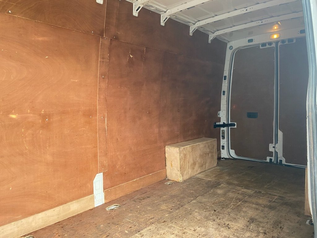 Used Volkswagen Crafter 2020 for sale - 77188516: Photo 11