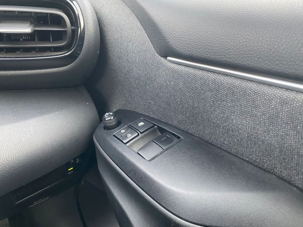 Used Toyota Yaris 2022 for sale - 77850216: Photo 18