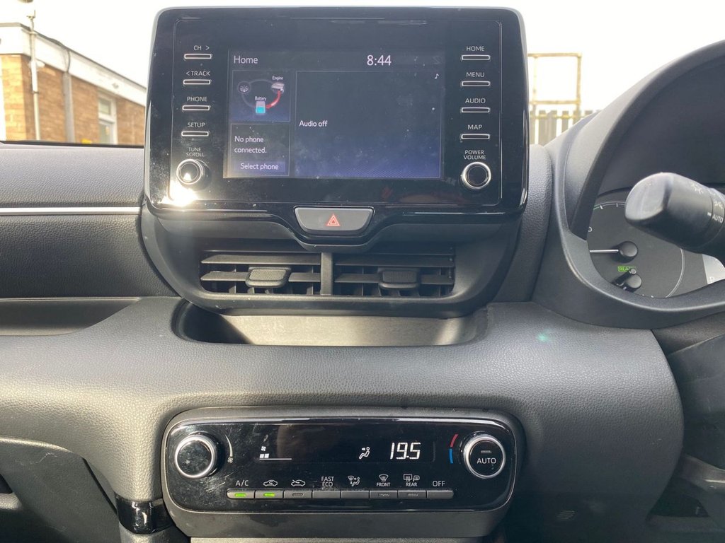 Used Toyota Yaris 2022 for sale - 77850216: Photo 9