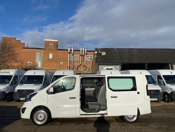 Used Vauxhall Vivaro 2015 for sale - 76783938: Photo