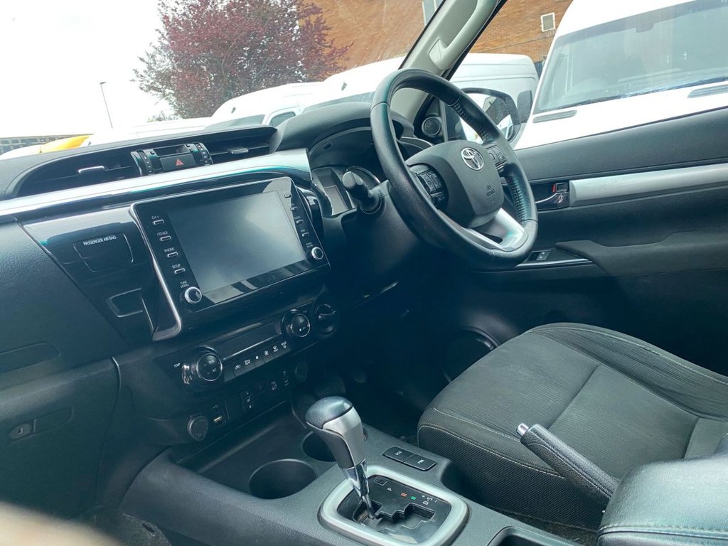 Used Toyota Hilux 2023 for sale - 76248570: Photo 10