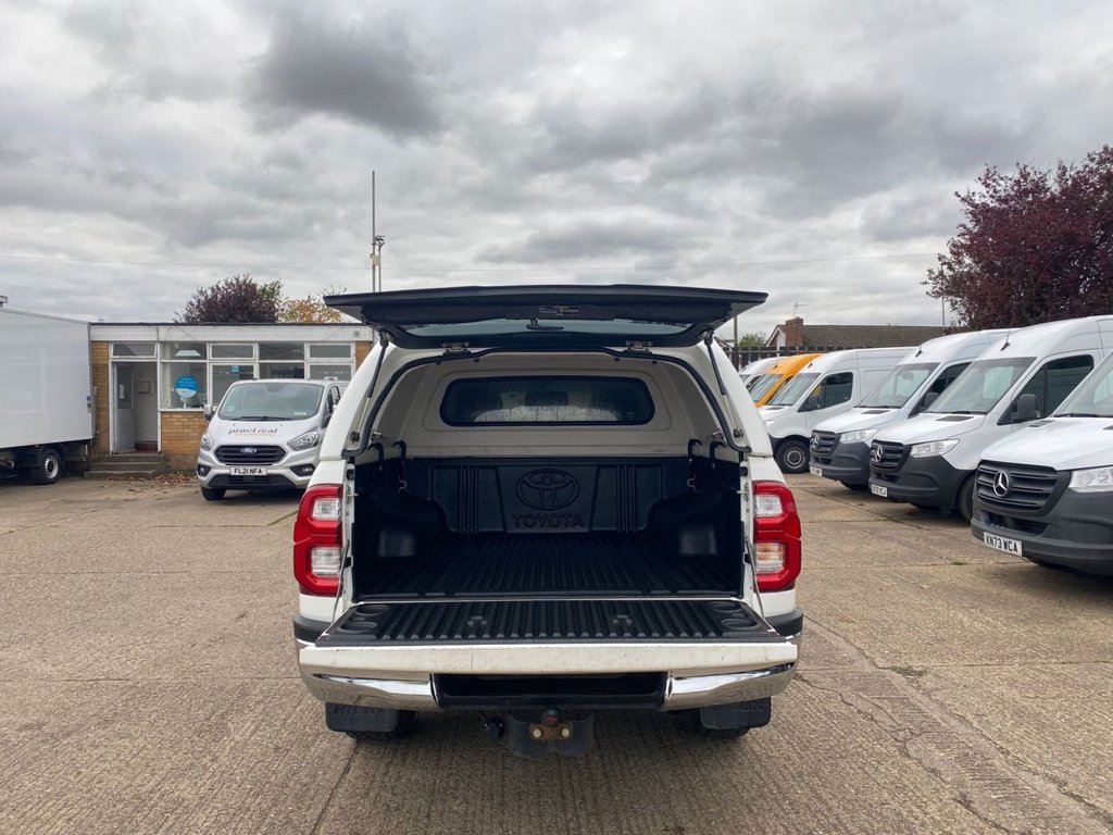 Used Toyota Hilux 2023 for sale - 76248570: Photo 16