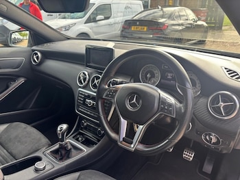 Used Mercedes-Benz A-Class 2014 for sale - 78896792: Photo