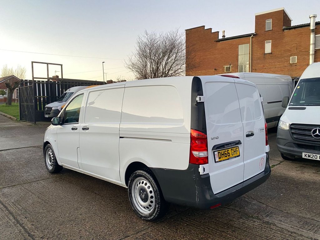 Used Mercedes-Benz Vito 2017 for sale - 77014372: Photo 10