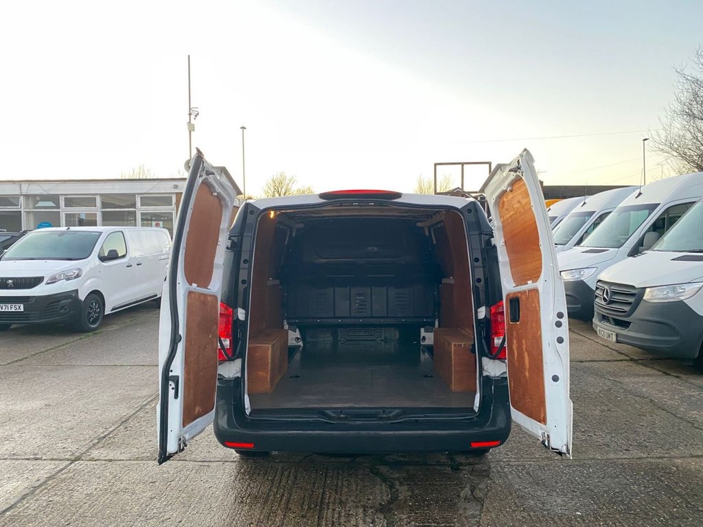 Used Mercedes-Benz Vito 2017 for sale - 77014372: Photo 17