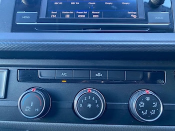 Used Volkswagen Transporter 2021 for sale - 78069348: Photo