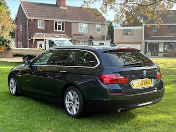 Used BMW 5 Series 2011 for sale - 76466119: Photo