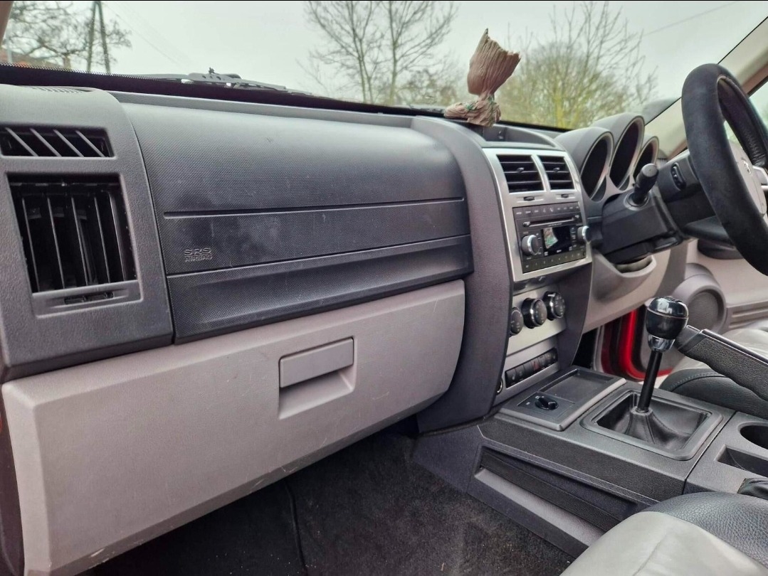 Used Dodge Nitro 2009 for sale - 77087366: Photo 14