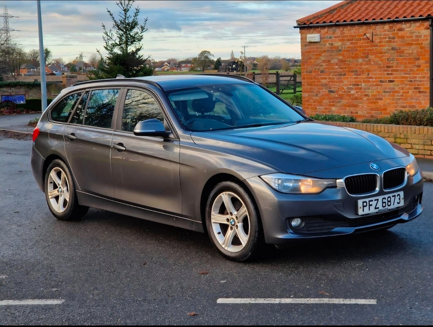Used BMW 3 Series 2013 for sale - 76669070: Photo 2
