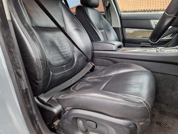 Used Jaguar XF 2013 for sale - 77403530: Photo