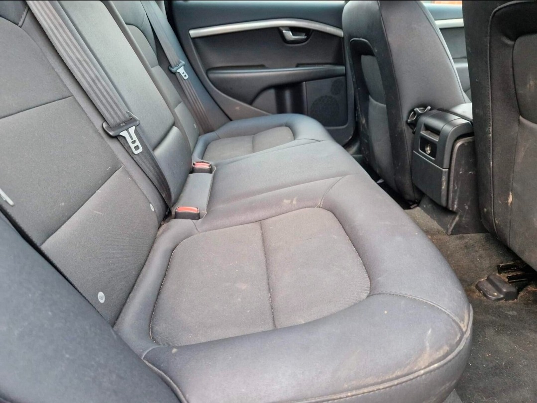 Used Volvo V70 2009 for sale - 77087363: Photo 9