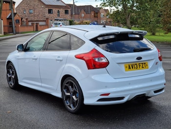 Used Ford Focus 2013 for sale - 76198634: Photo