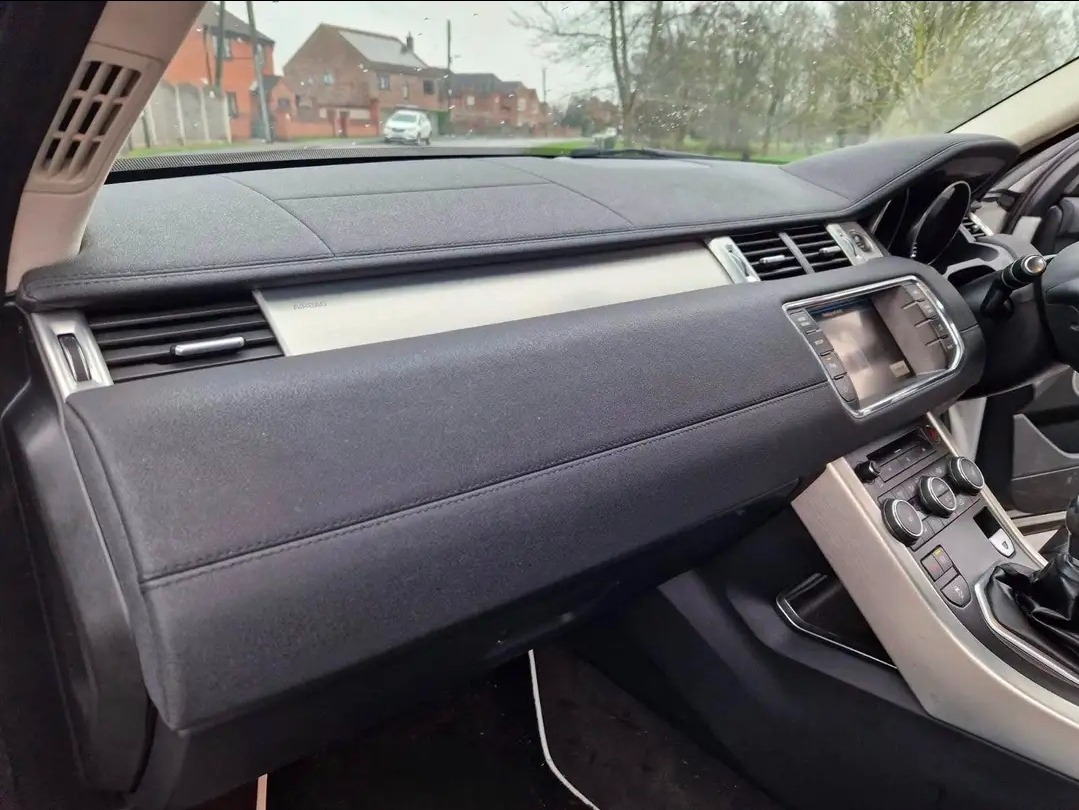 Used Land Rover Range Rover Evoque 2012 for sale - 77258635: Photo 11