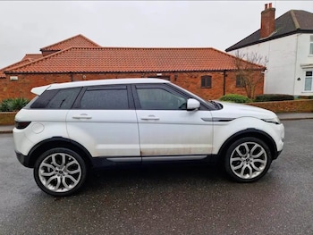 Used Land Rover Range Rover Evoque 2012 for sale - 77258635: Photo