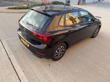 Used Volkswagen Polo 2024 for sale - 77809668: Photo