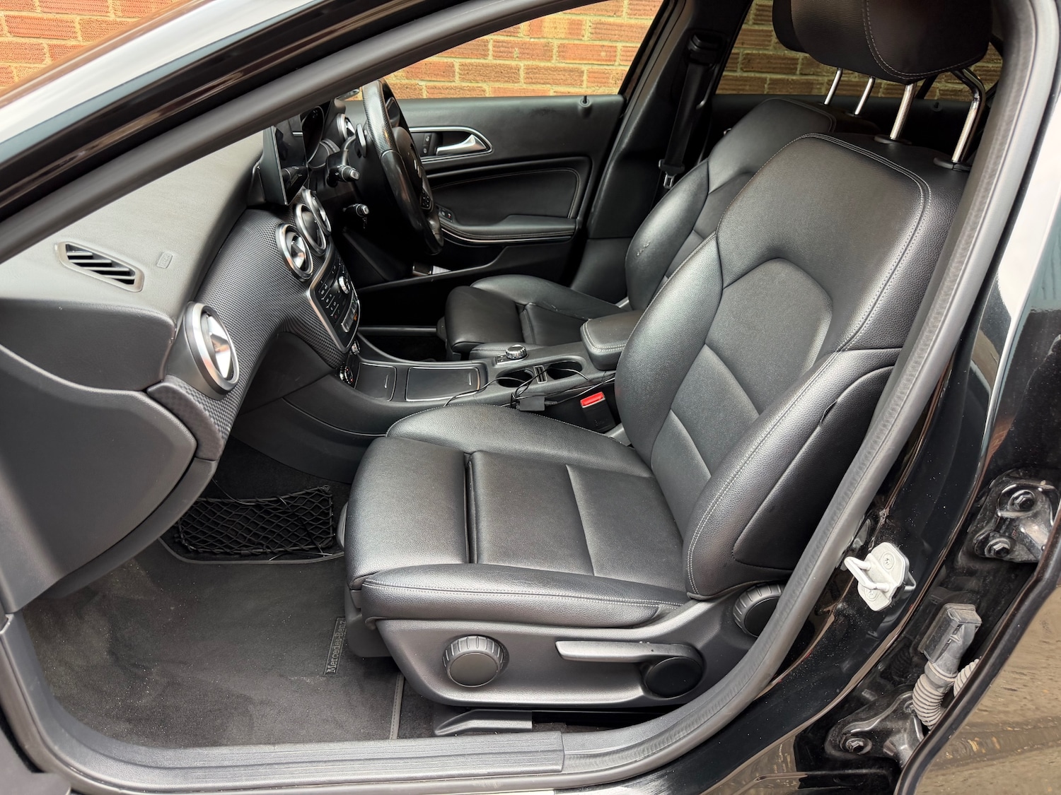 Used Mercedes-Benz A-Class 2017 for sale - 78122199: Photo 10