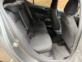 Used Vauxhall Astra 2017 for sale - 78246943: Photo