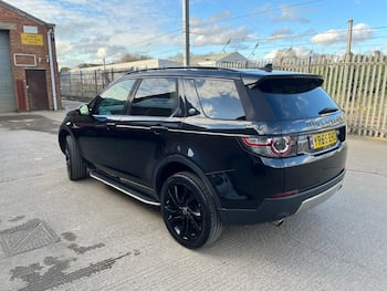 Used Land Rover Discovery Sport 2015 for sale - 79692237: Photo