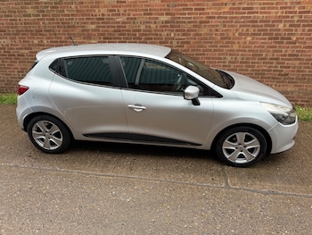 Used Renault Clio 2013 for sale - 77807511: Photo