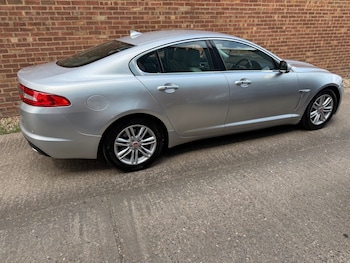 Used Jaguar XF 2014 for sale - 79322426: Photo