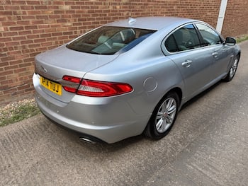 Used Jaguar XF 2014 for sale - 79648243: Photo