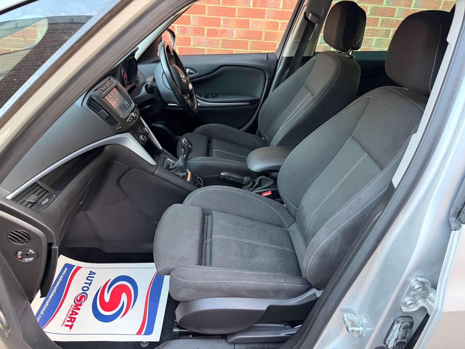 Used Vauxhall Zafira 2016 for sale - 77782096: Photo 12