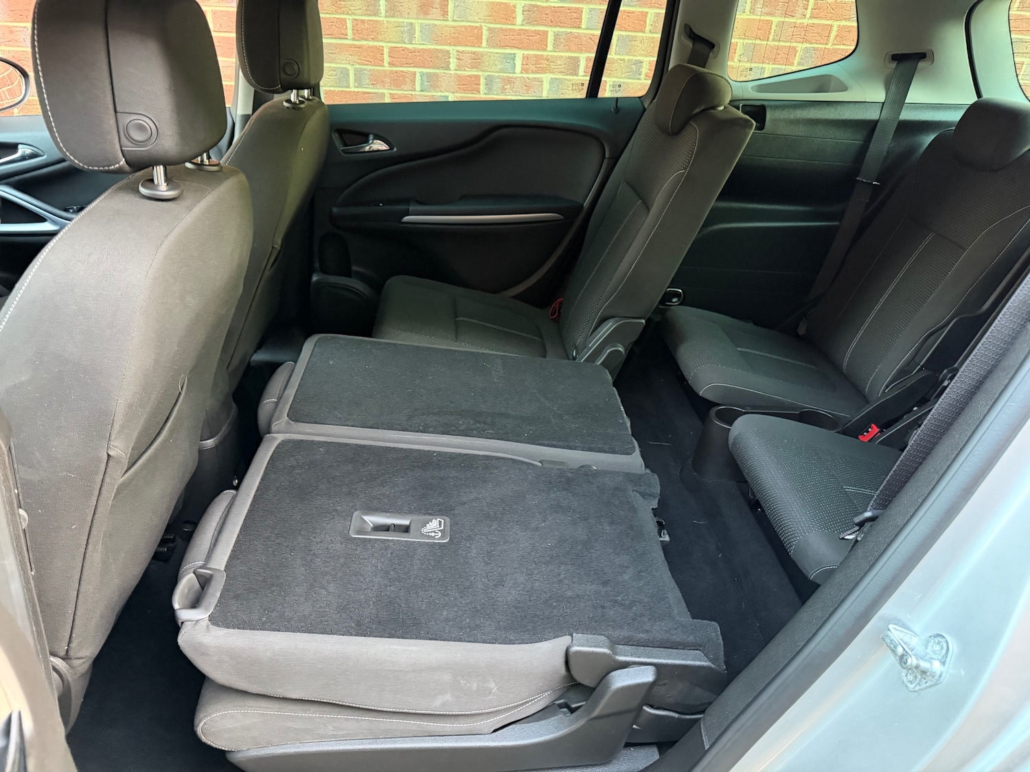 Used Vauxhall Zafira 2016 for sale - 77782096: Photo 18