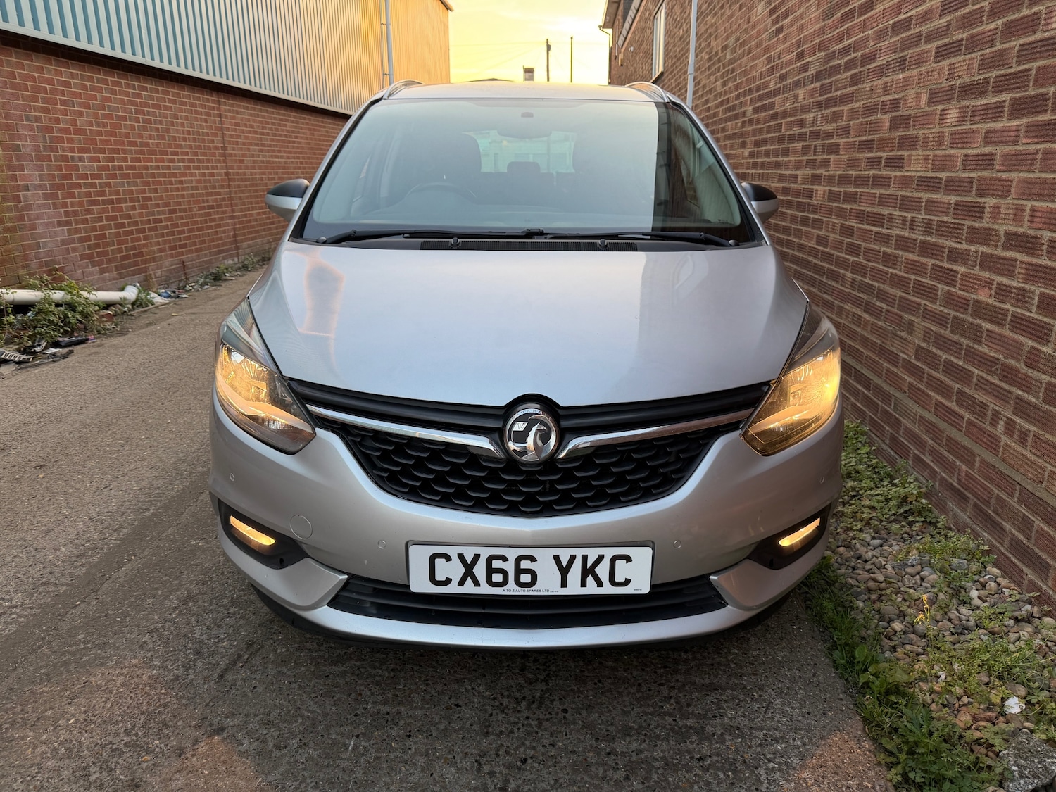 Used Vauxhall Zafira 2016 for sale - 77782096: Photo 4