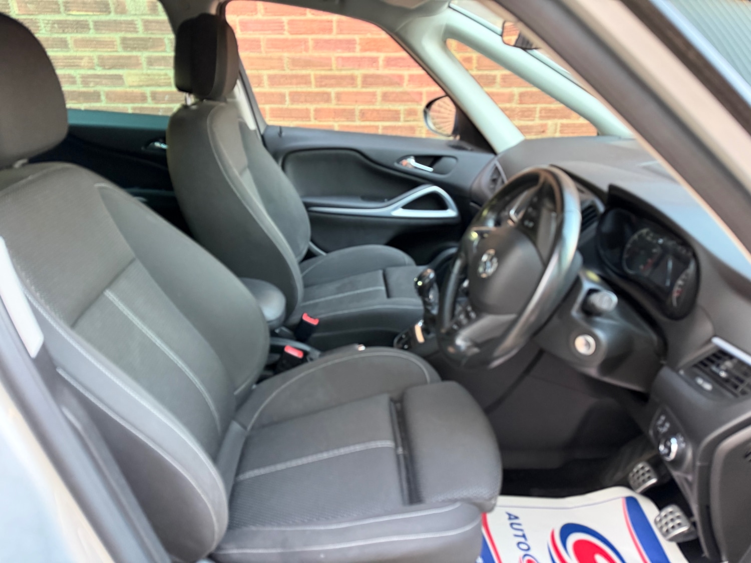 Used Vauxhall Zafira 2016 for sale - 77782096: Photo 6