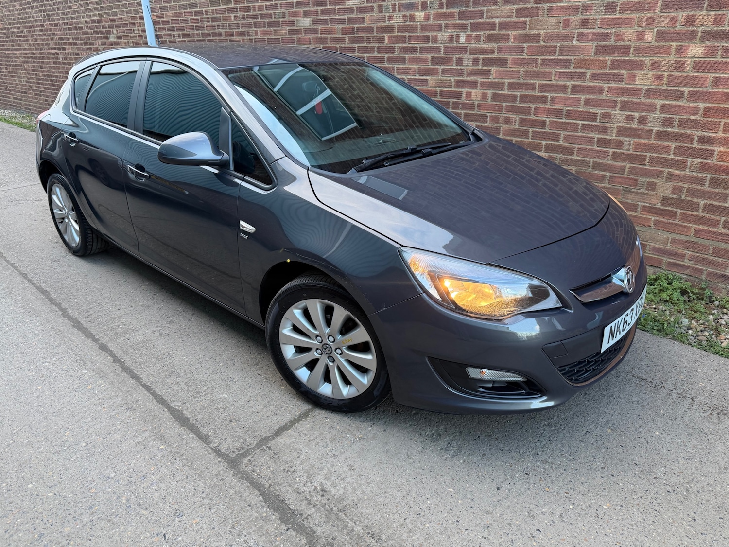 Used Vauxhall Astra 2013 for sale - 77890283: Photo 16